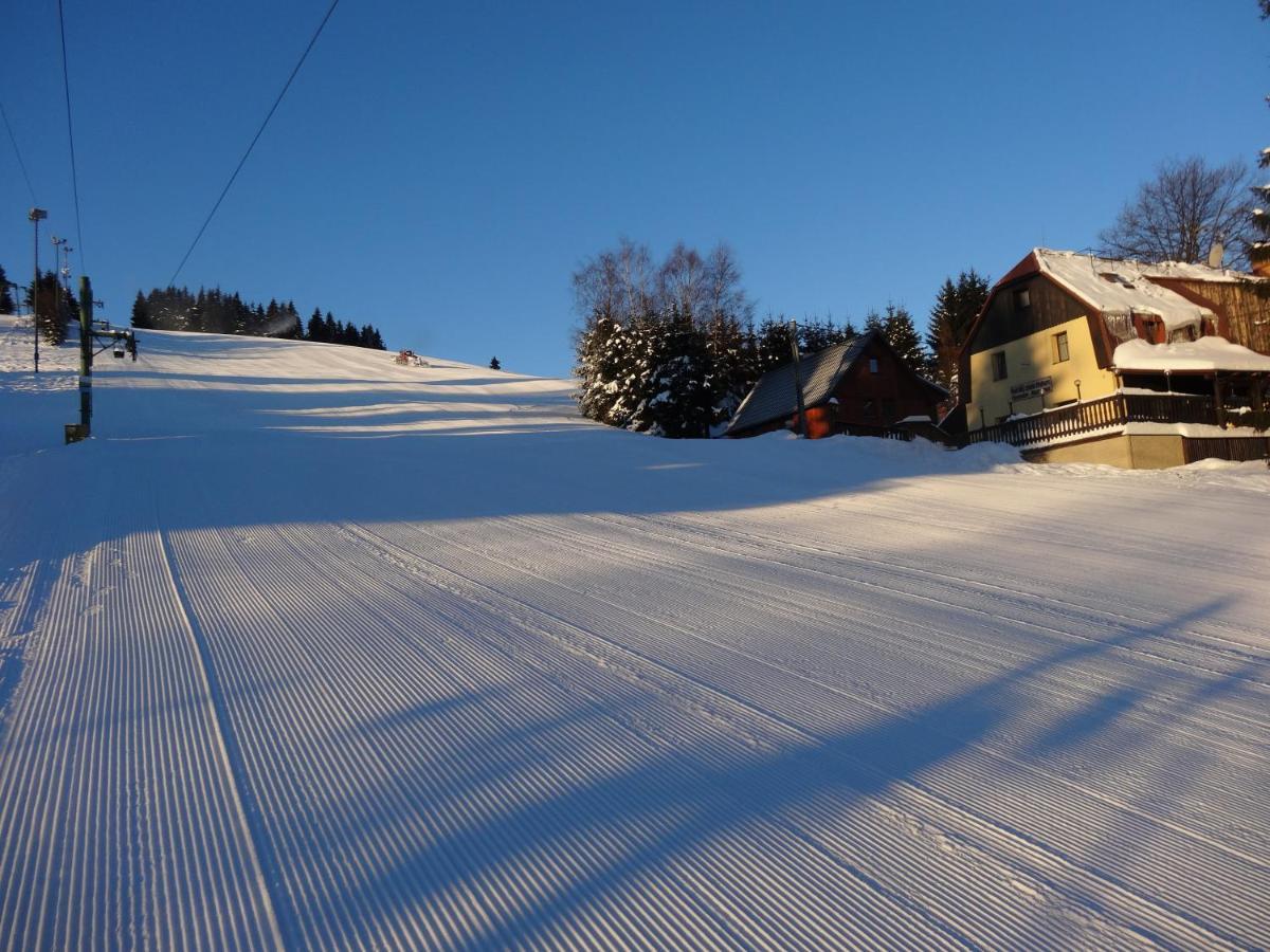 Horská chata Hubert Bedřichov Exterior foto
